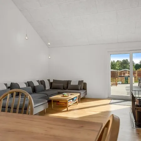 度假居 Rajna - 250m From The Sea By Interhome *